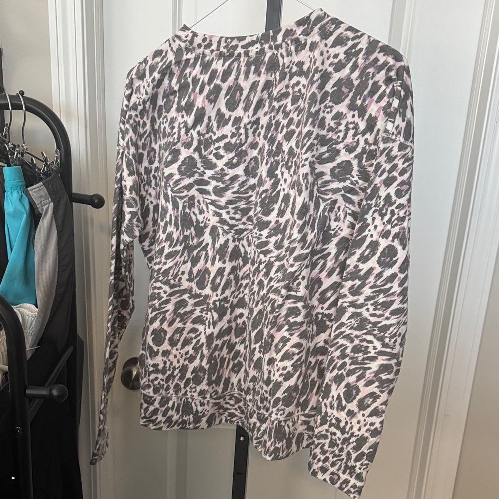 Avia Leopard Print Sweatshirt - Black, Gray, Pink - Picture 3 of 3